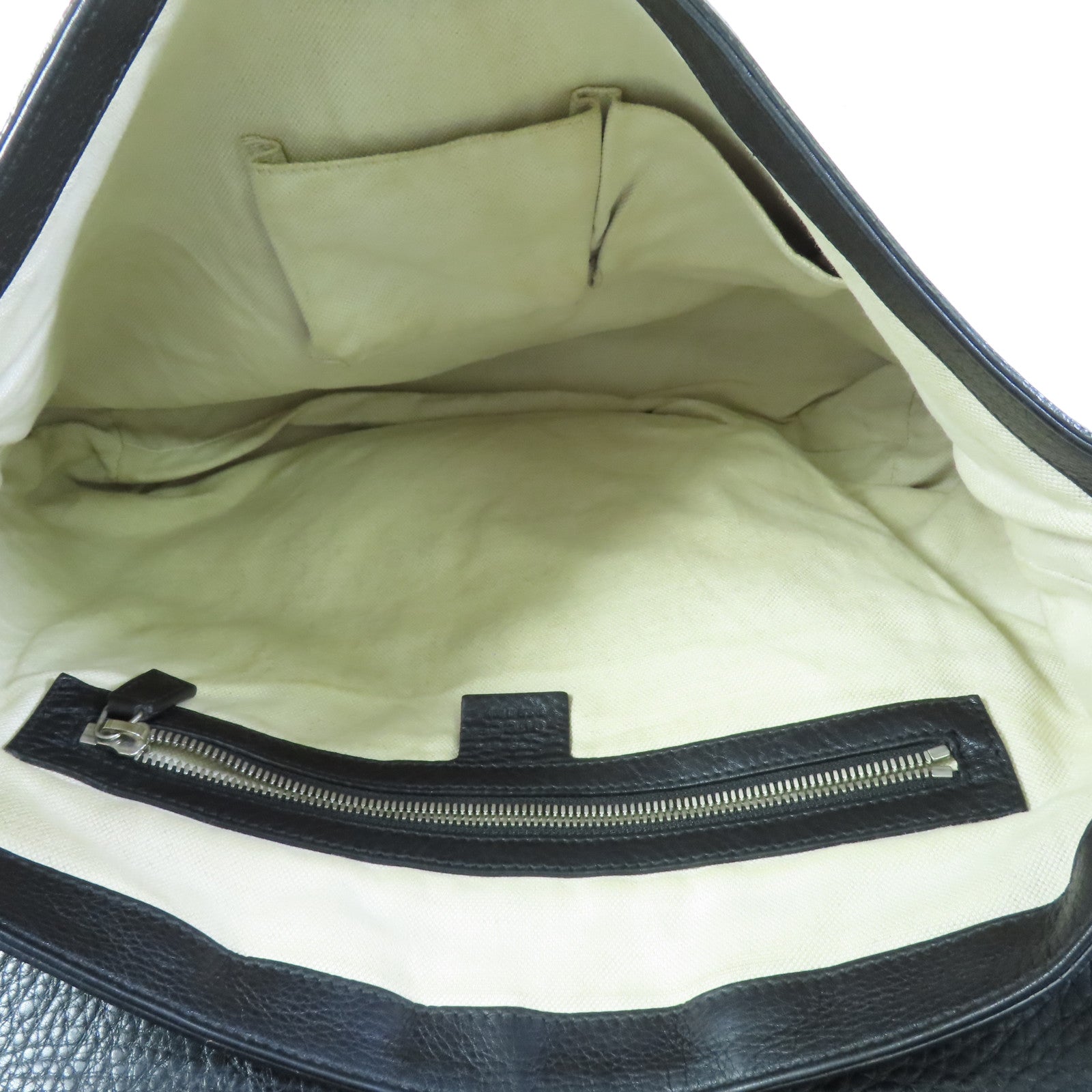 GUCCI GG SHW Shoulder Bag 322056 Calfskin Leather Black