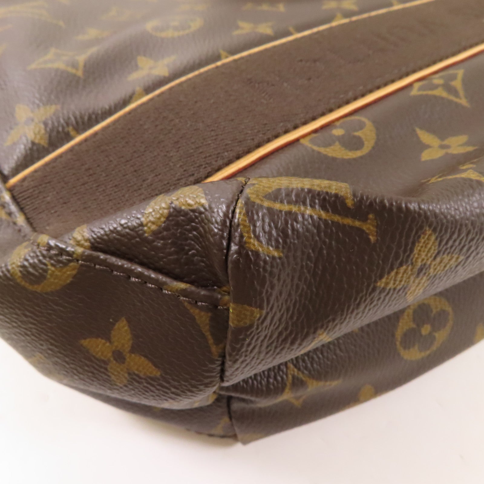 LOUIS VUITTON Monogram Cabas Beaubourg金扣肩背袋棕色