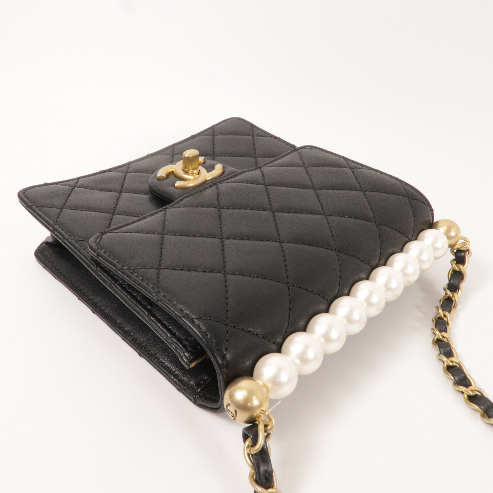 CHANEL 牛皮皮革Matelasse Pearl Chain Bag鏈帶肩背袋