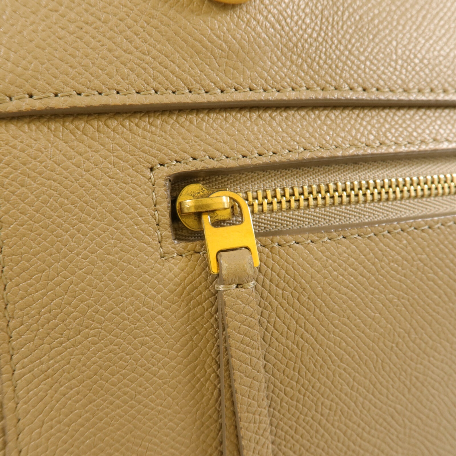 CELINE 牛皮皮革Micro Belt Bag肩背袋