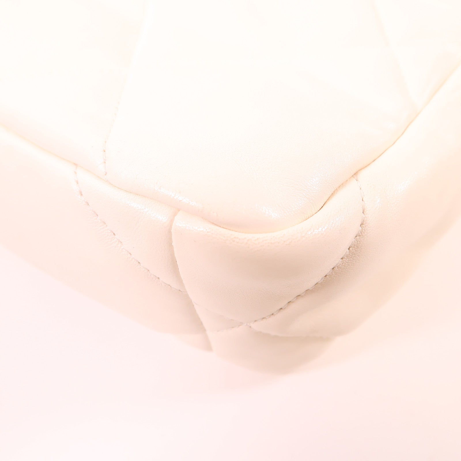 CHANEL 牛皮皮革C19 Small金扣手挽肩背兩用袋