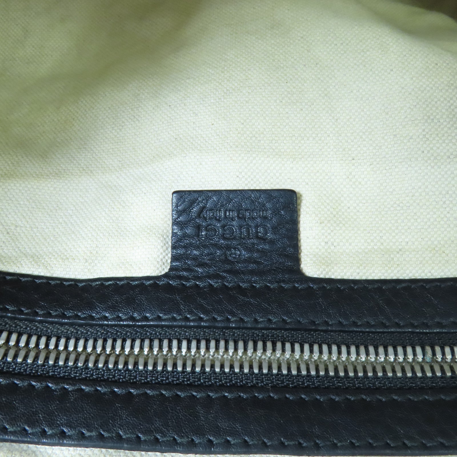 GUCCI GG SHW Shoulder Bag 322056 Calfskin Leather Black