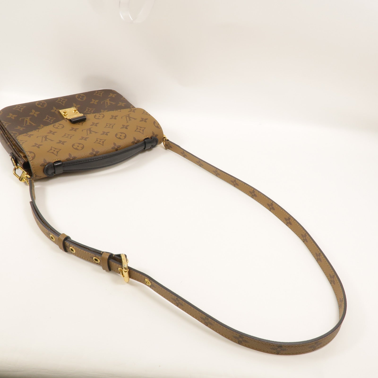 LOUIS VUITTON Monogram Reverse Pochette Metis手挽肩背兩用袋