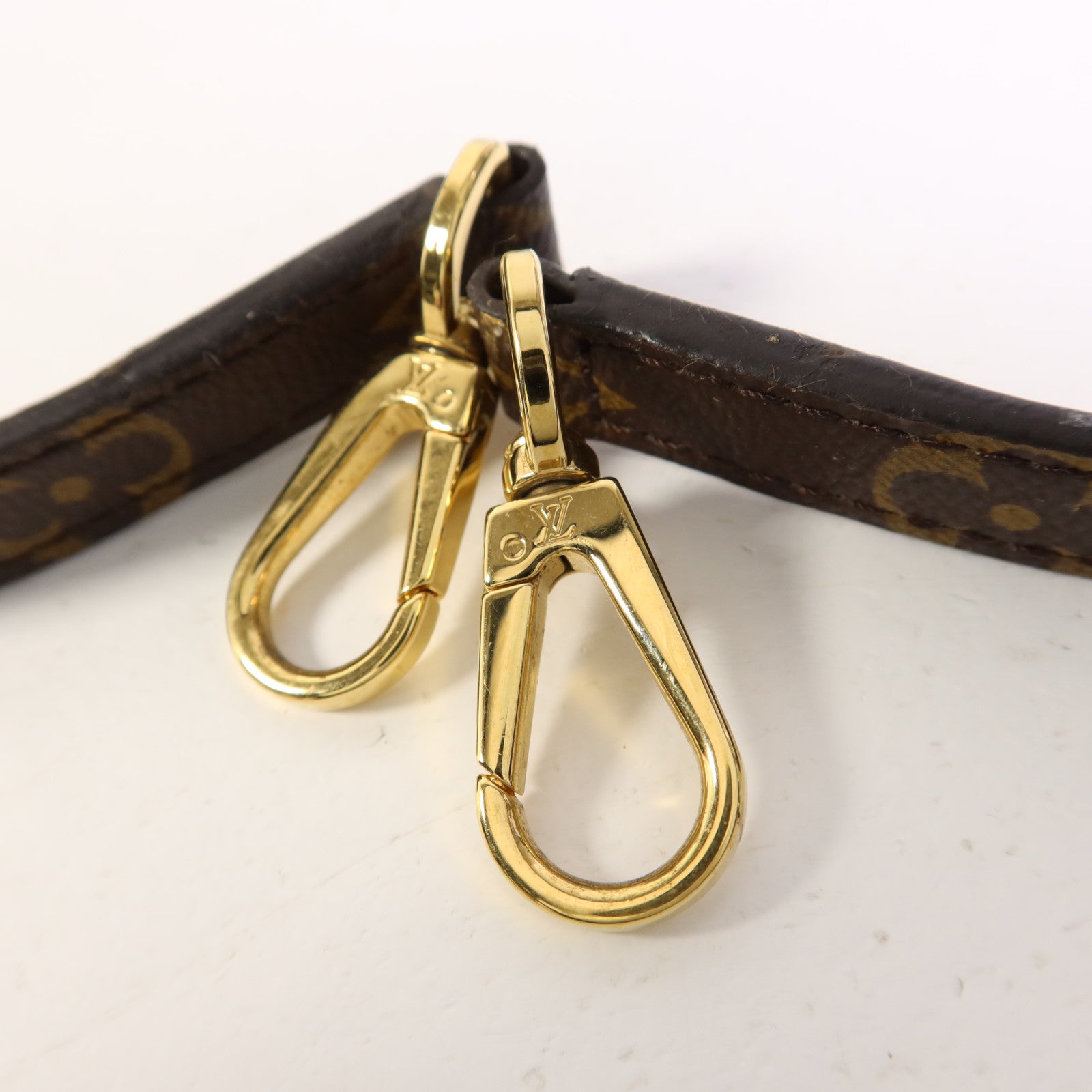 LOUIS VUITTON Monogram Montaigne BB金扣手挽肩背兩用袋棕色