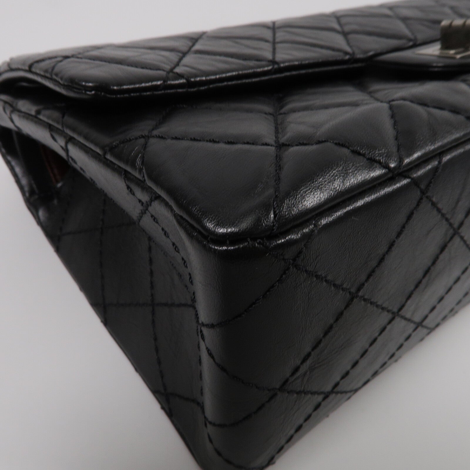 CHANEL 牛皮皮革Chanel 2.55鏈帶肩背袋