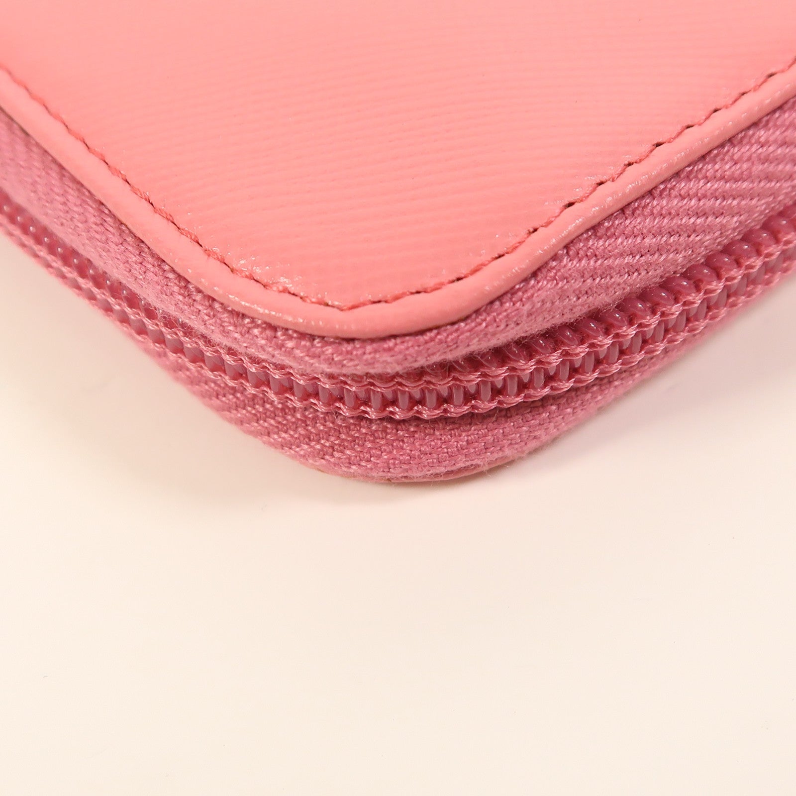 PRADA Saffiano皮革Zipper Long Wallet銀扣長錢包