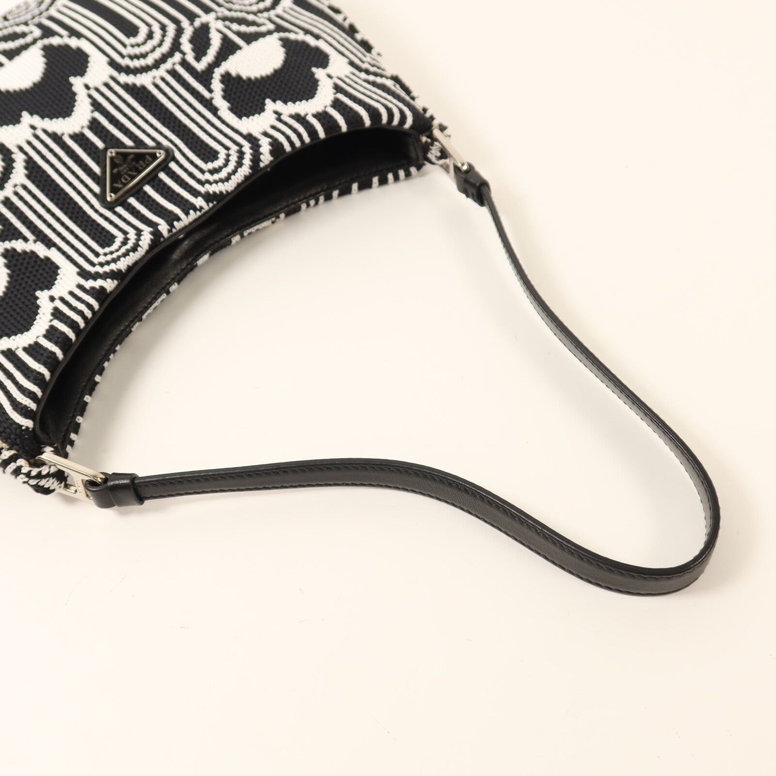 PRADA 針織布料Cleo Shoulder Bag銀扣肩背袋