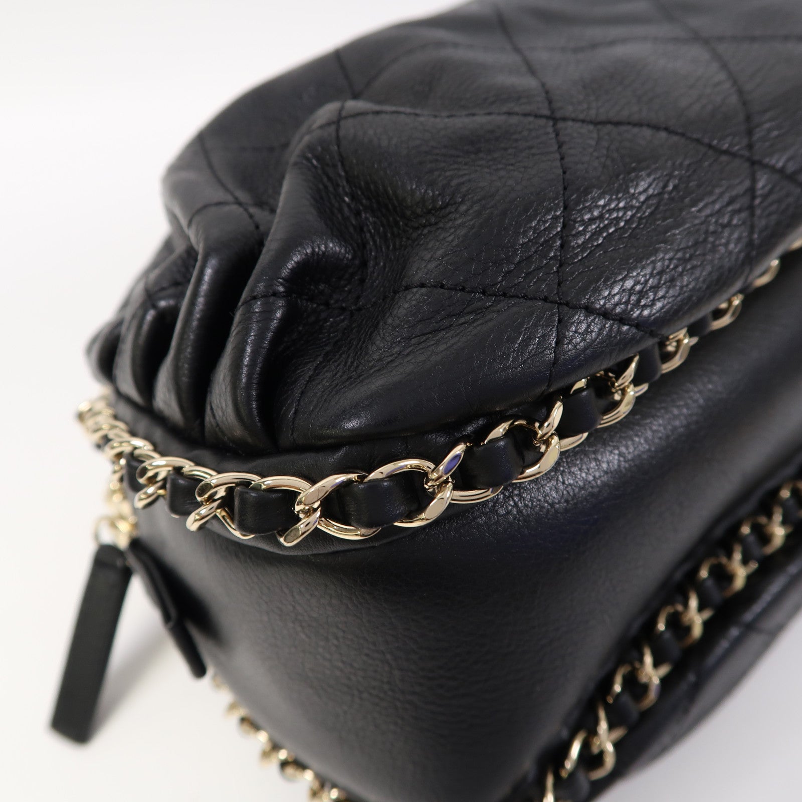 CHANEL 菱格牛皮皮革Chain Shoulder金扣鏈帶肩背袋黑色