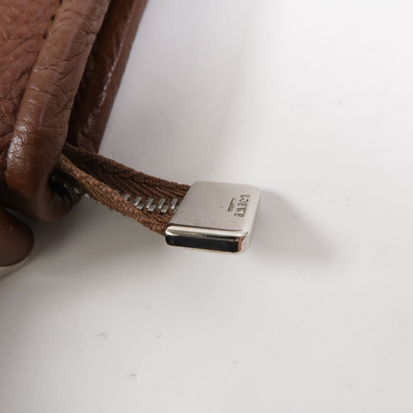 LOEWE 牛皮皮革Shoulder Bag肩背袋