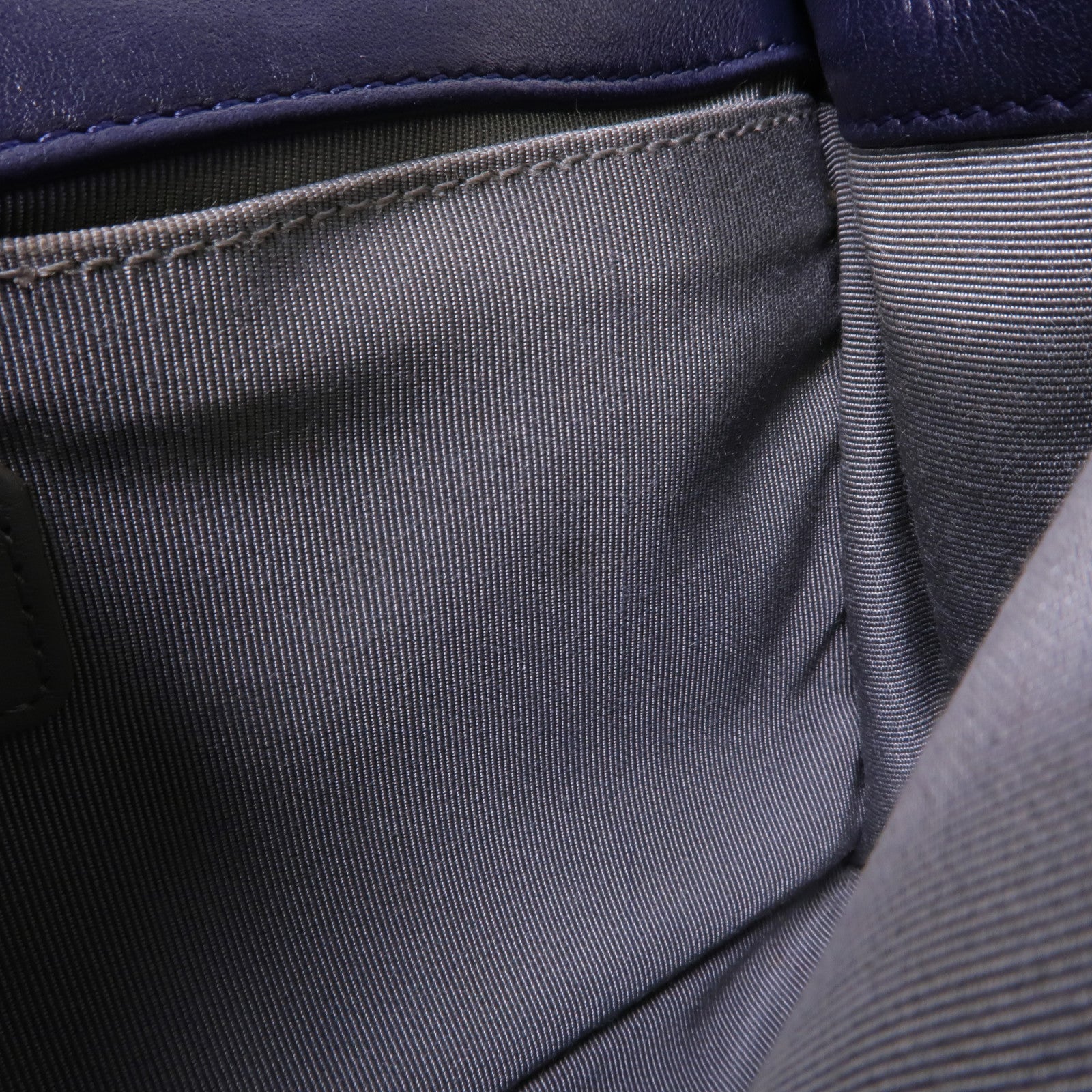 CHANEL 【激減優惠】羊皮皮革Boy 25鏈帶肩背袋