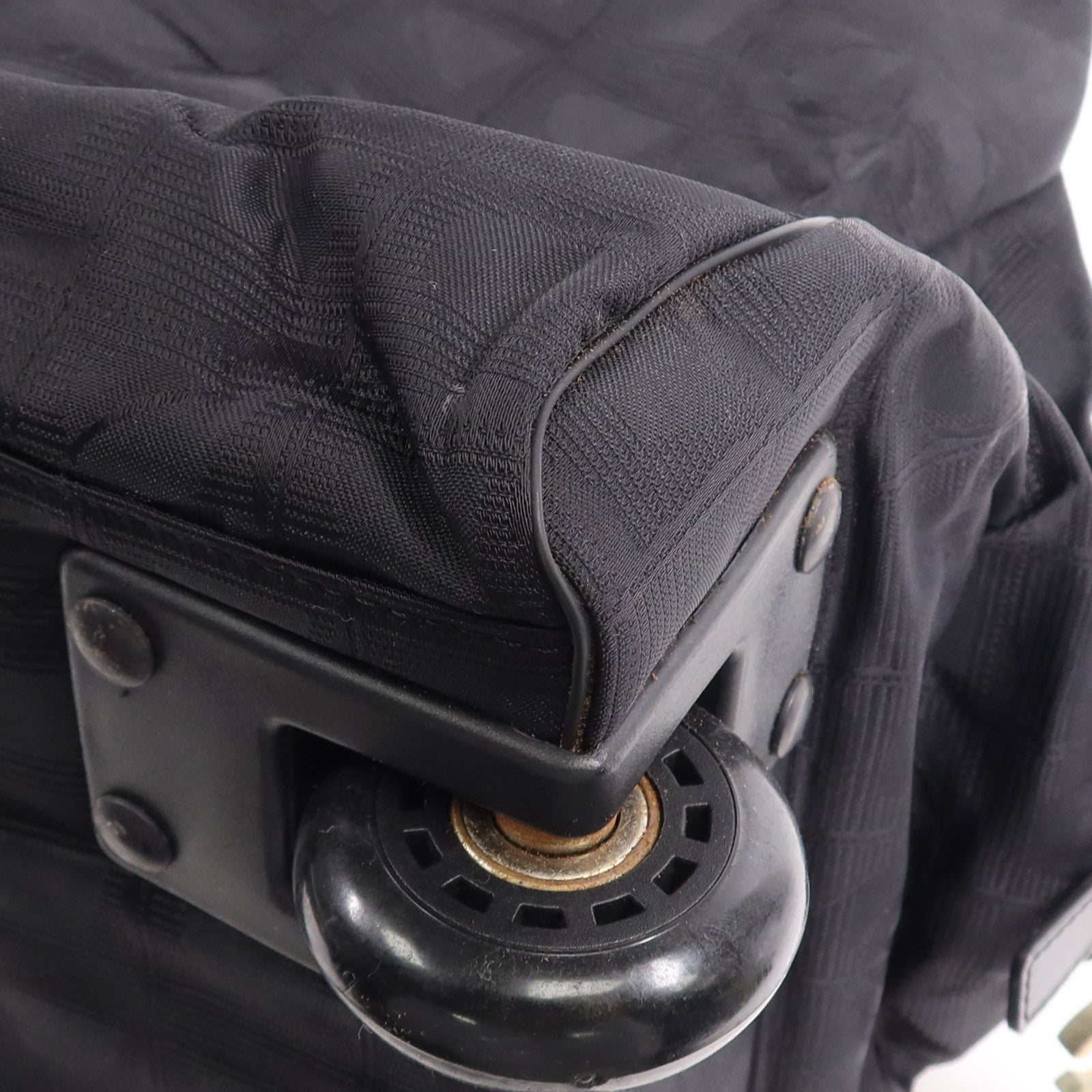 CHANEL 尼龍Carry Bag銀扣手挽袋