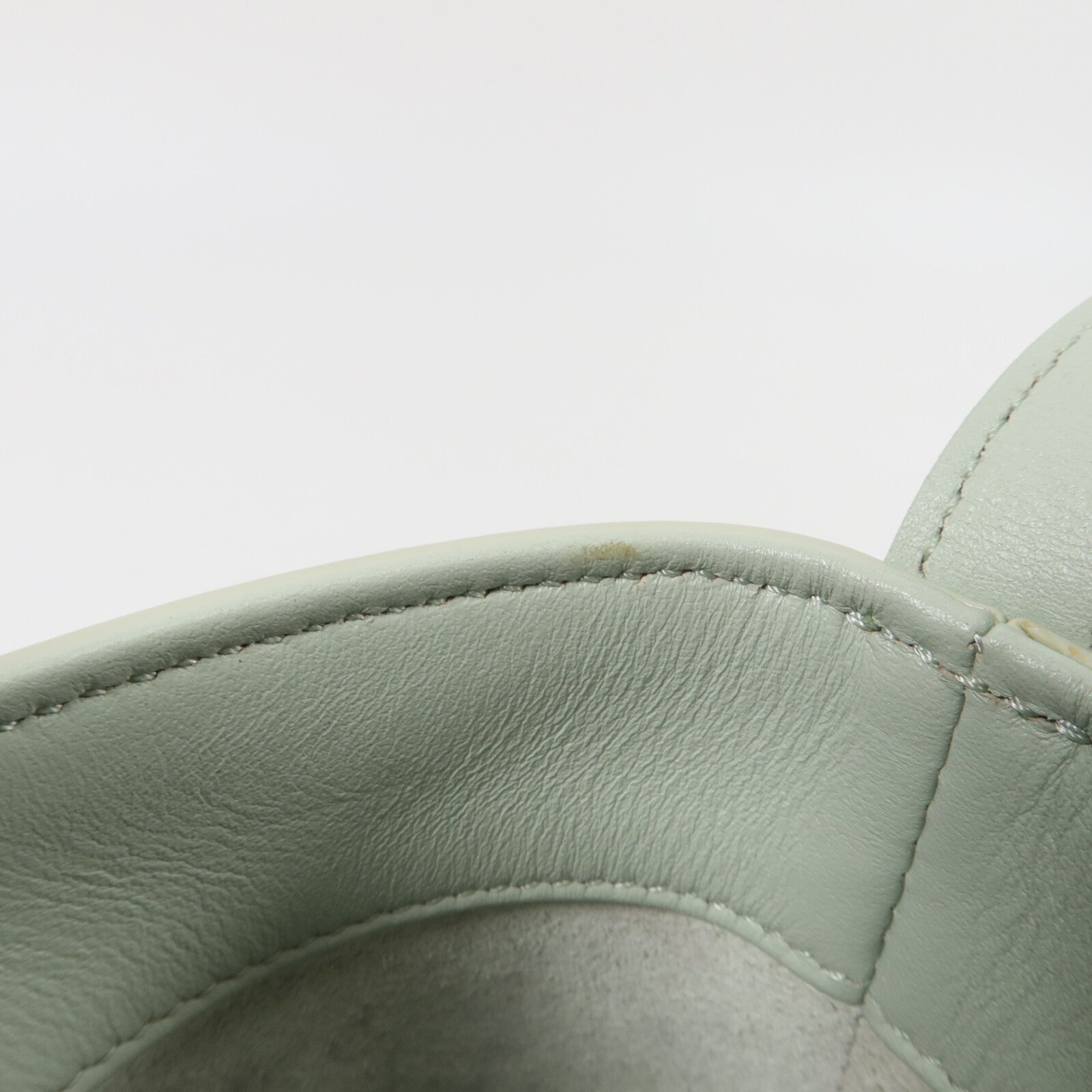 CELINE 牛皮皮革Cuir Triomphe肩背袋