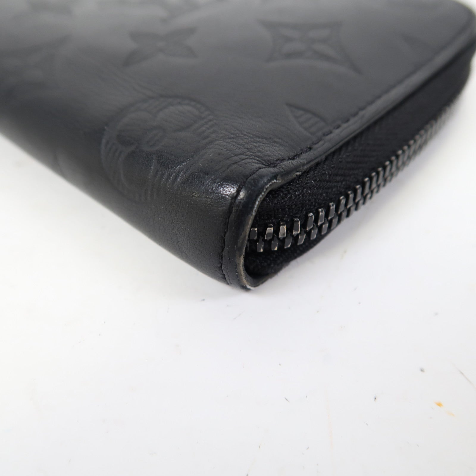 LOUIS VUITTON Monogram Shadow Zippy Wallet長錢包黑色