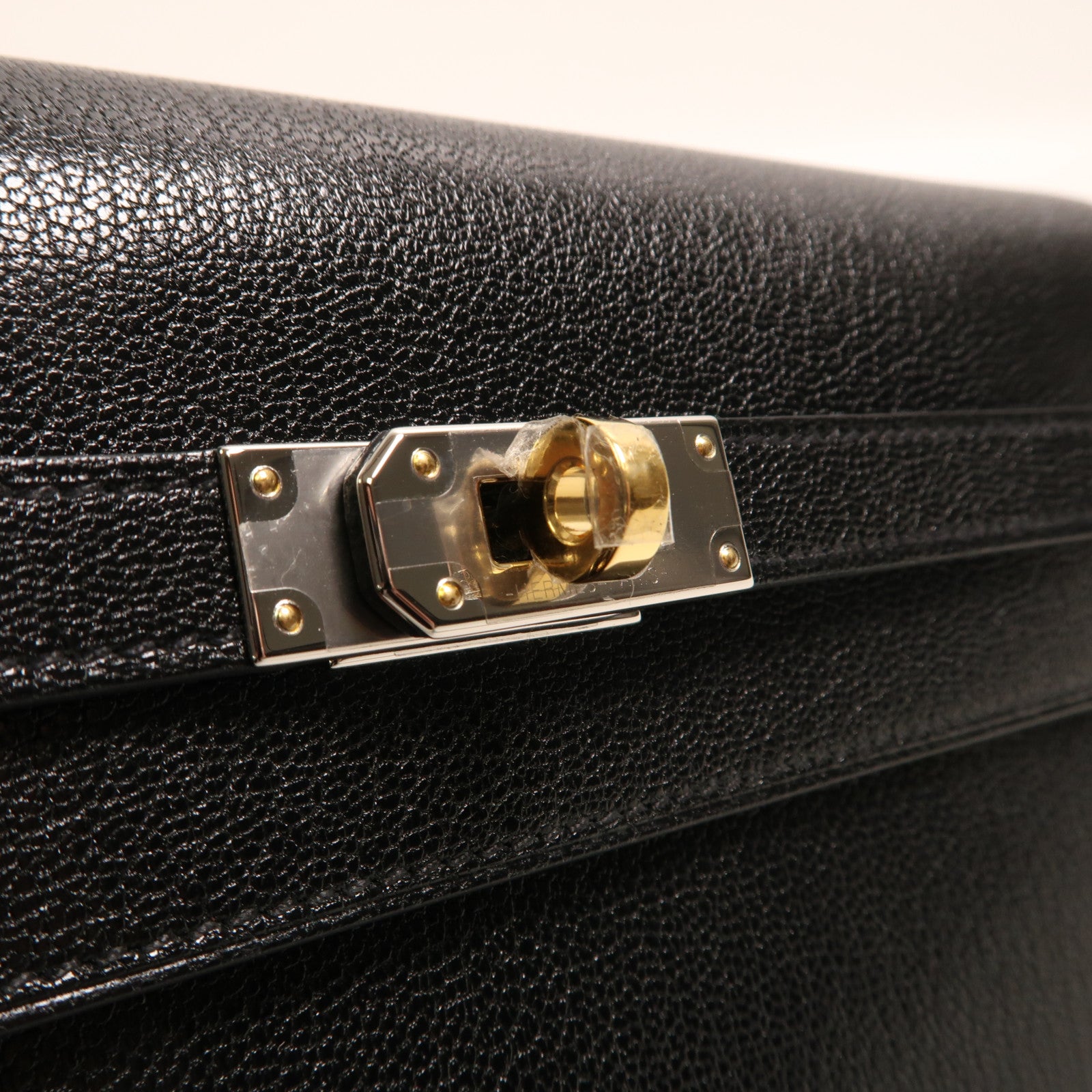 HERMES 【激減優惠】Chevre皮革Kelly To Go銀扣肩背袋黑色