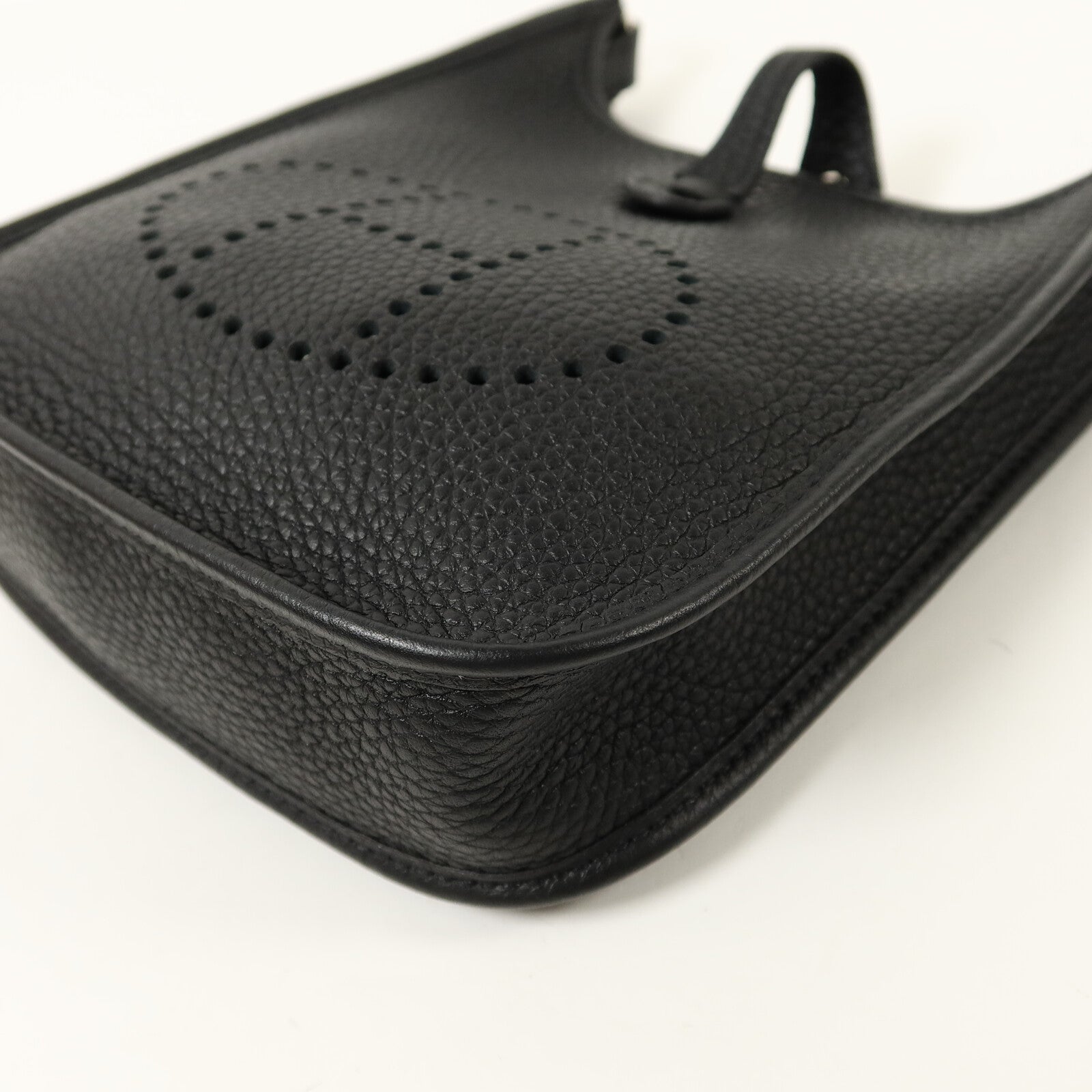 HERMES Clemence皮革Evelyne TPM肩背袋Noir