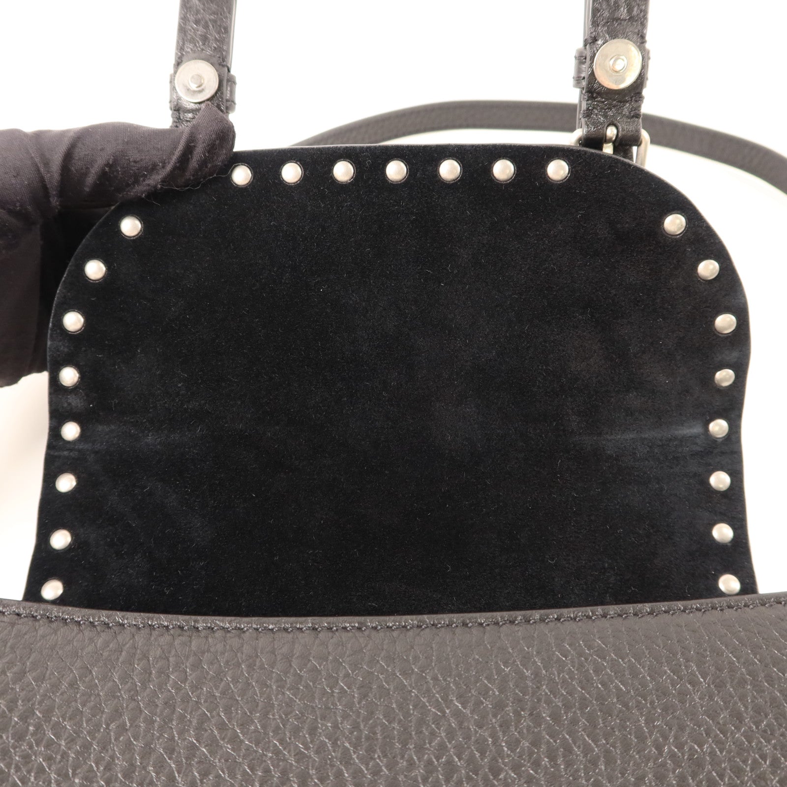 Valentino 牛皮皮革Rockstud Messenger Bag銀扣肩背袋