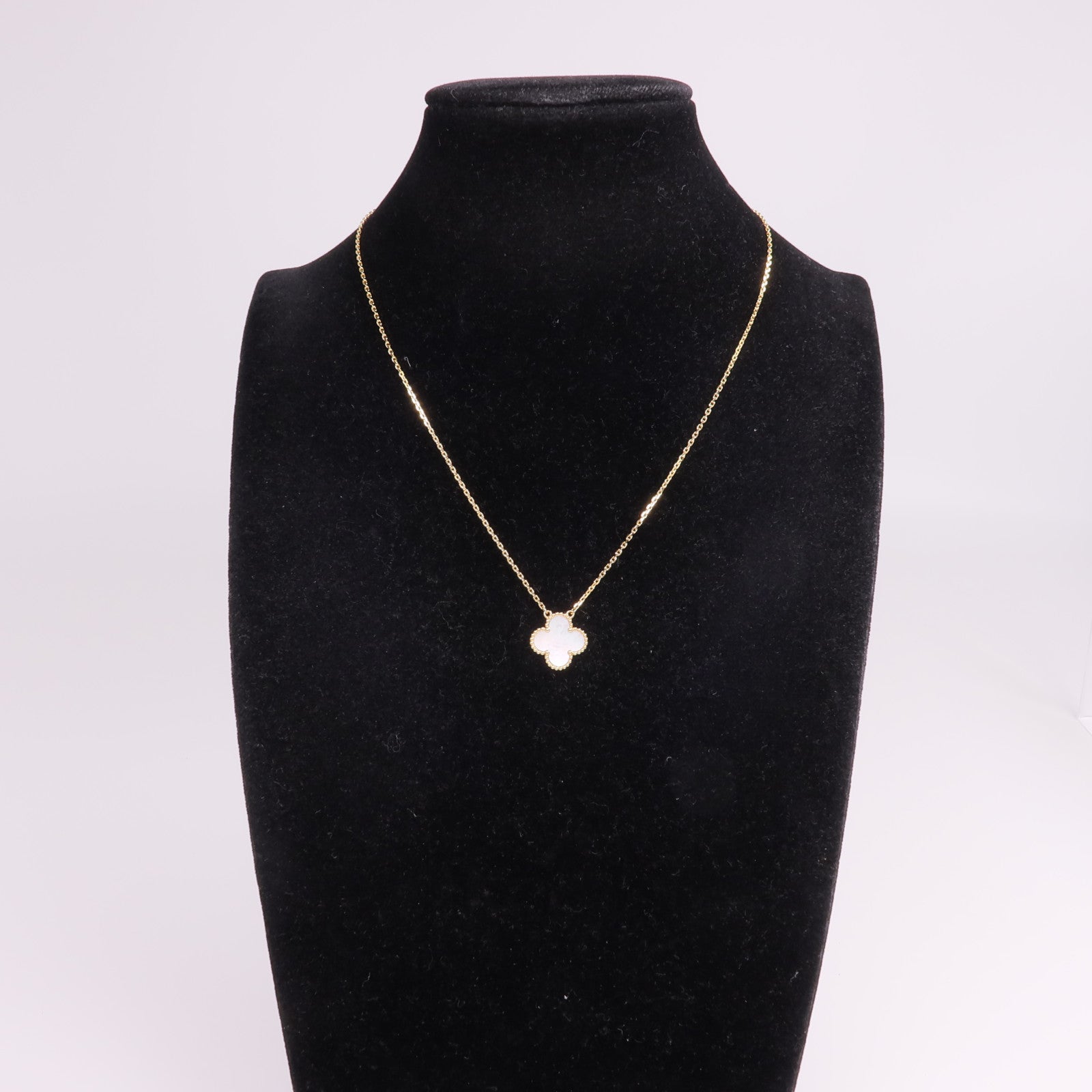 Van Cleef & Arpels 18K黃金Vintage Alhambra Pendant珍珠母貝項鍊