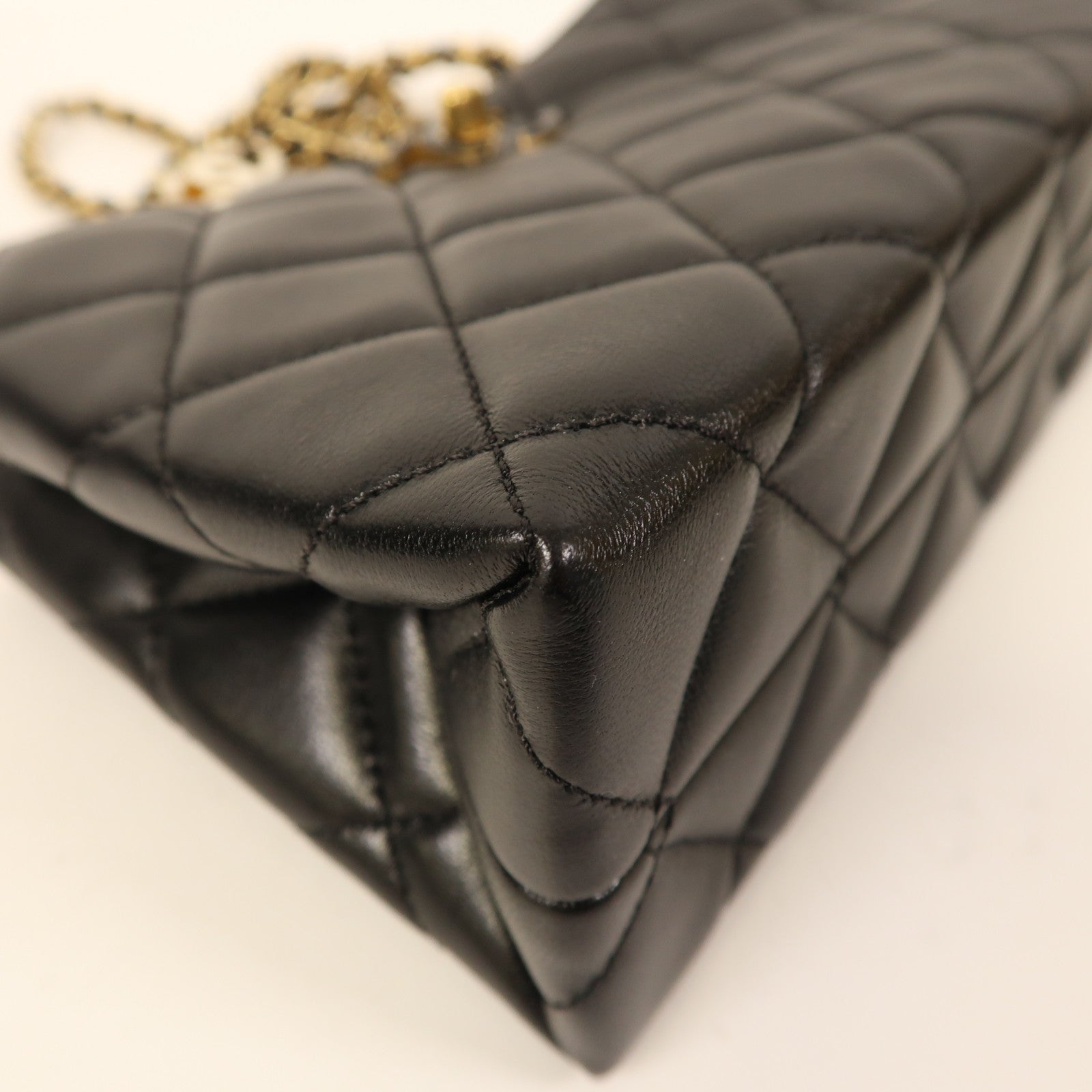 CHANEL 羊皮皮革Chain Shoulder金扣鏈帶肩背袋