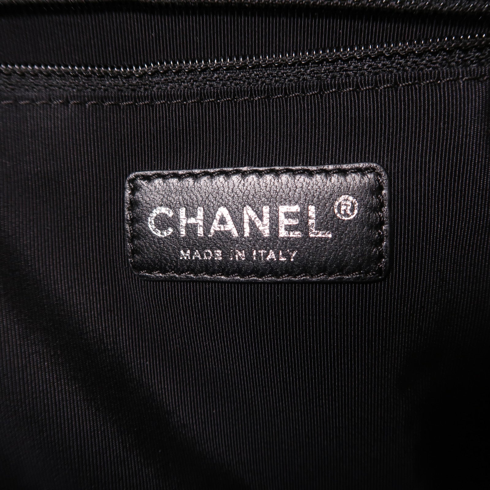 CHANEL 【激減優惠】羊皮皮革Chain Shoulder銀扣鏈帶肩背袋