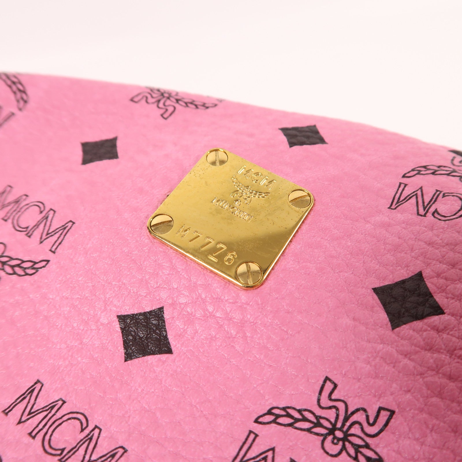 MCM 皮革Rucksack金扣背包