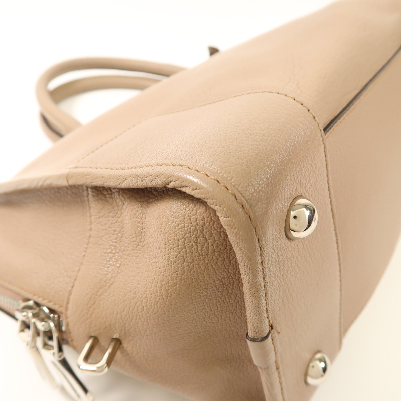 LOEWE 牛皮皮革Amazona 23銀扣手挽袋