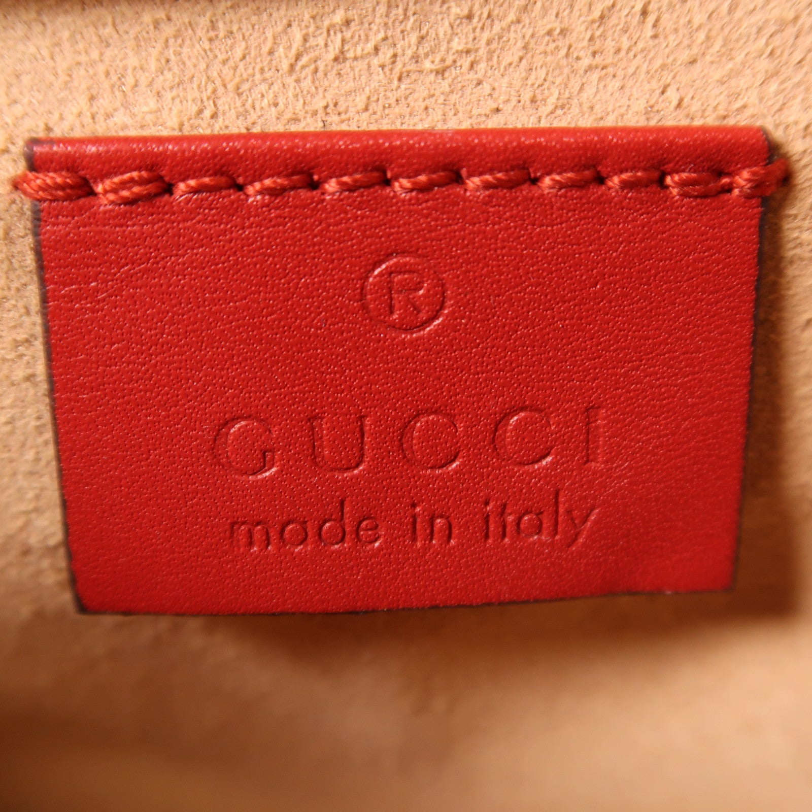 GUCCI 皮革GG Marmont金扣鏈帶肩背袋紅色