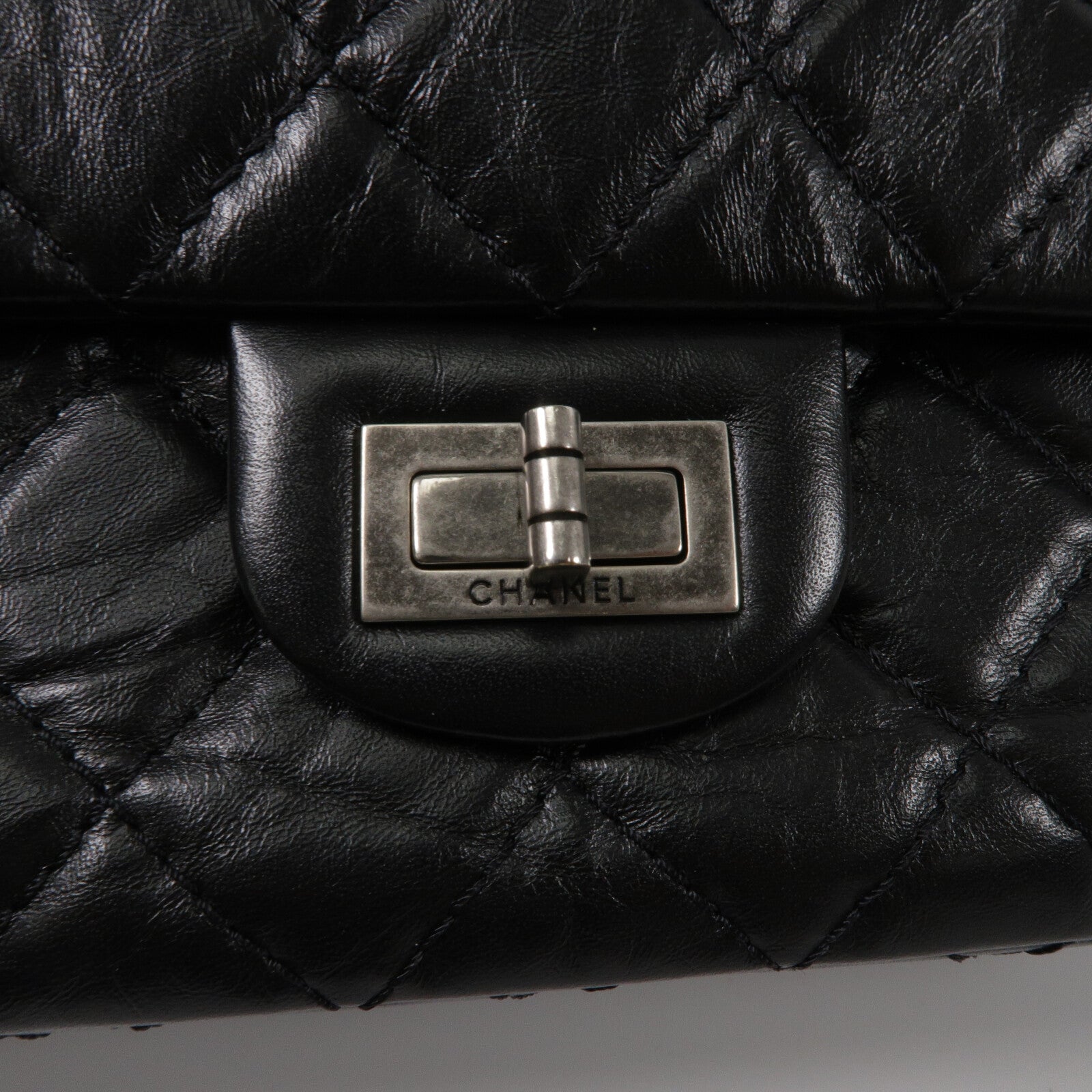 CHANEL 牛皮皮革Chanel 2.55鏈帶肩背袋