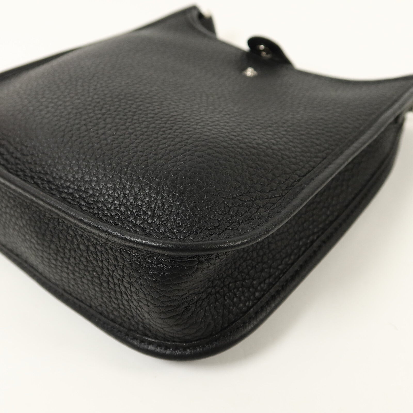 HERMES Clemence皮革Evelyne TPM肩背袋Noir