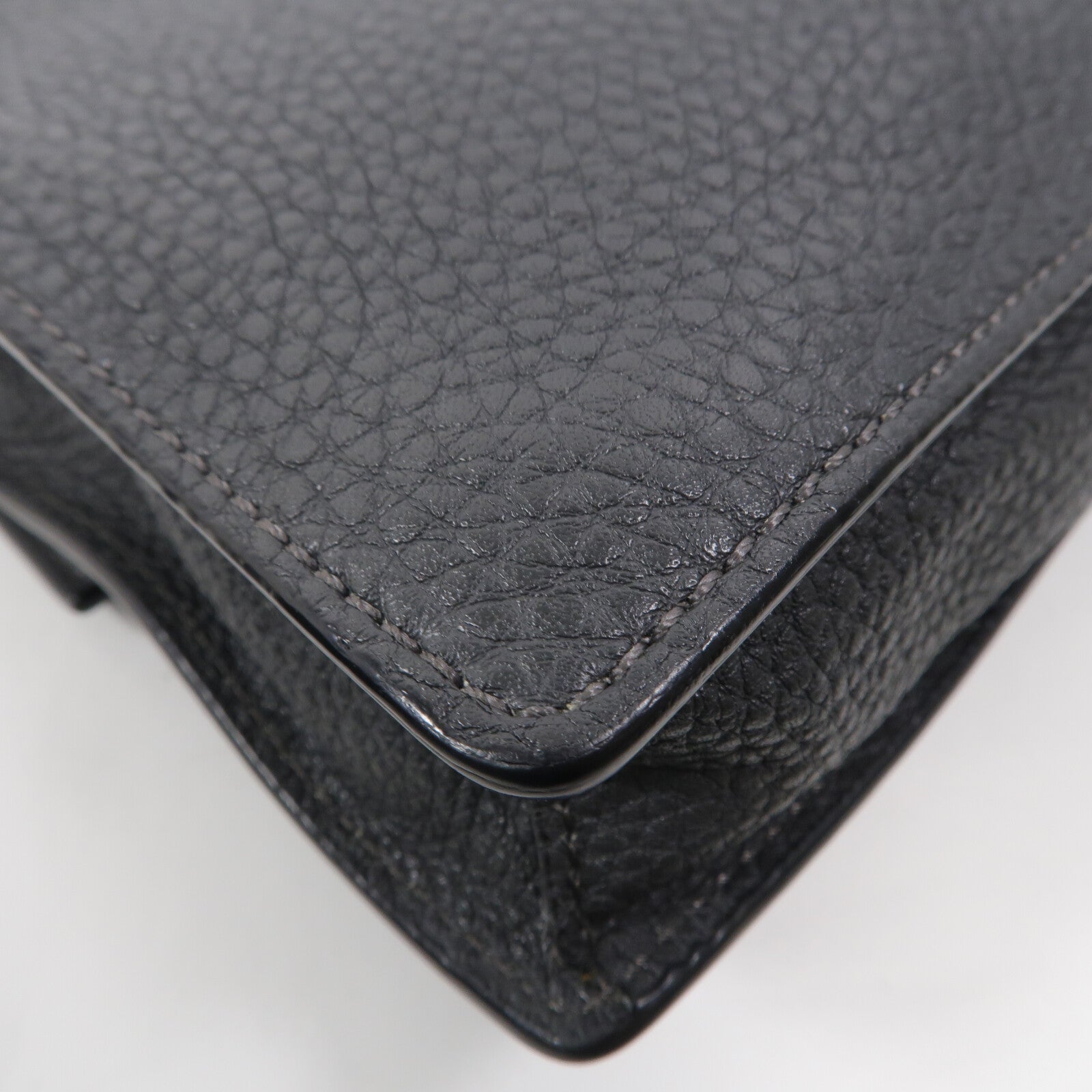 FENDI 牛皮皮革Flat Baguette肩背袋