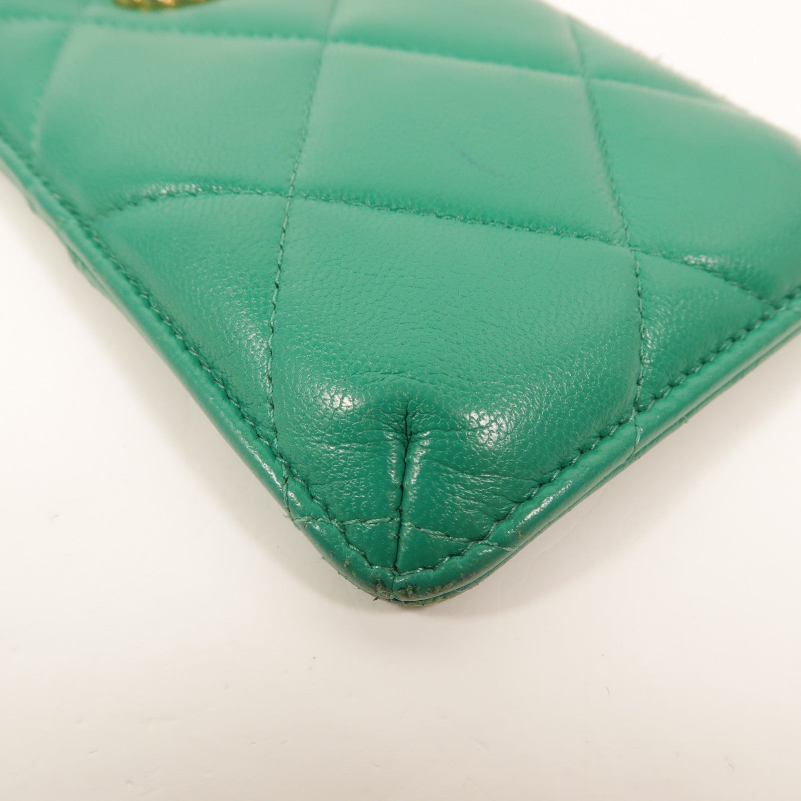 CHANEL 羊皮皮革19 Phone Pouch with Zipper長錢包