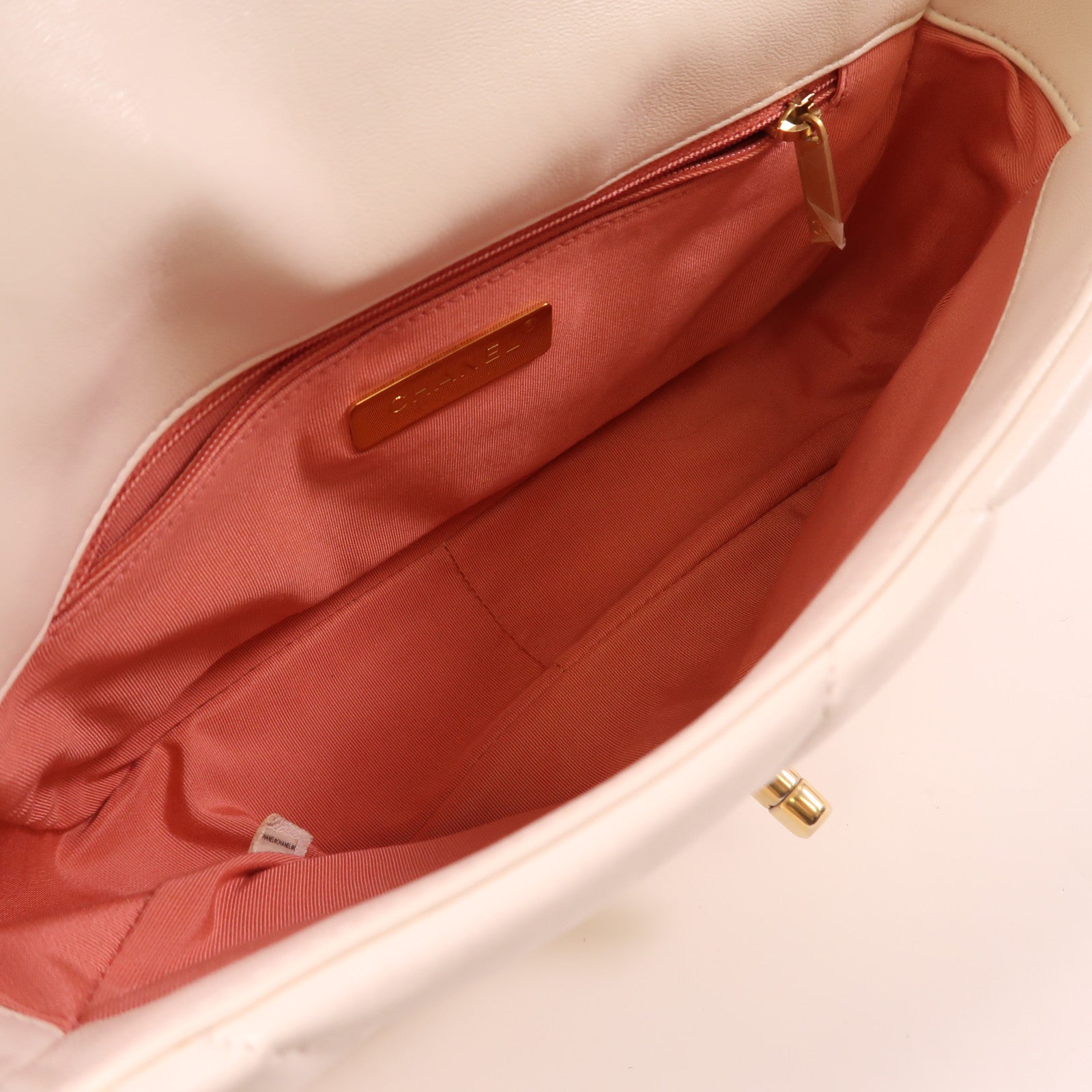 CHANEL 牛皮皮革C19 Small金扣手挽肩背兩用袋