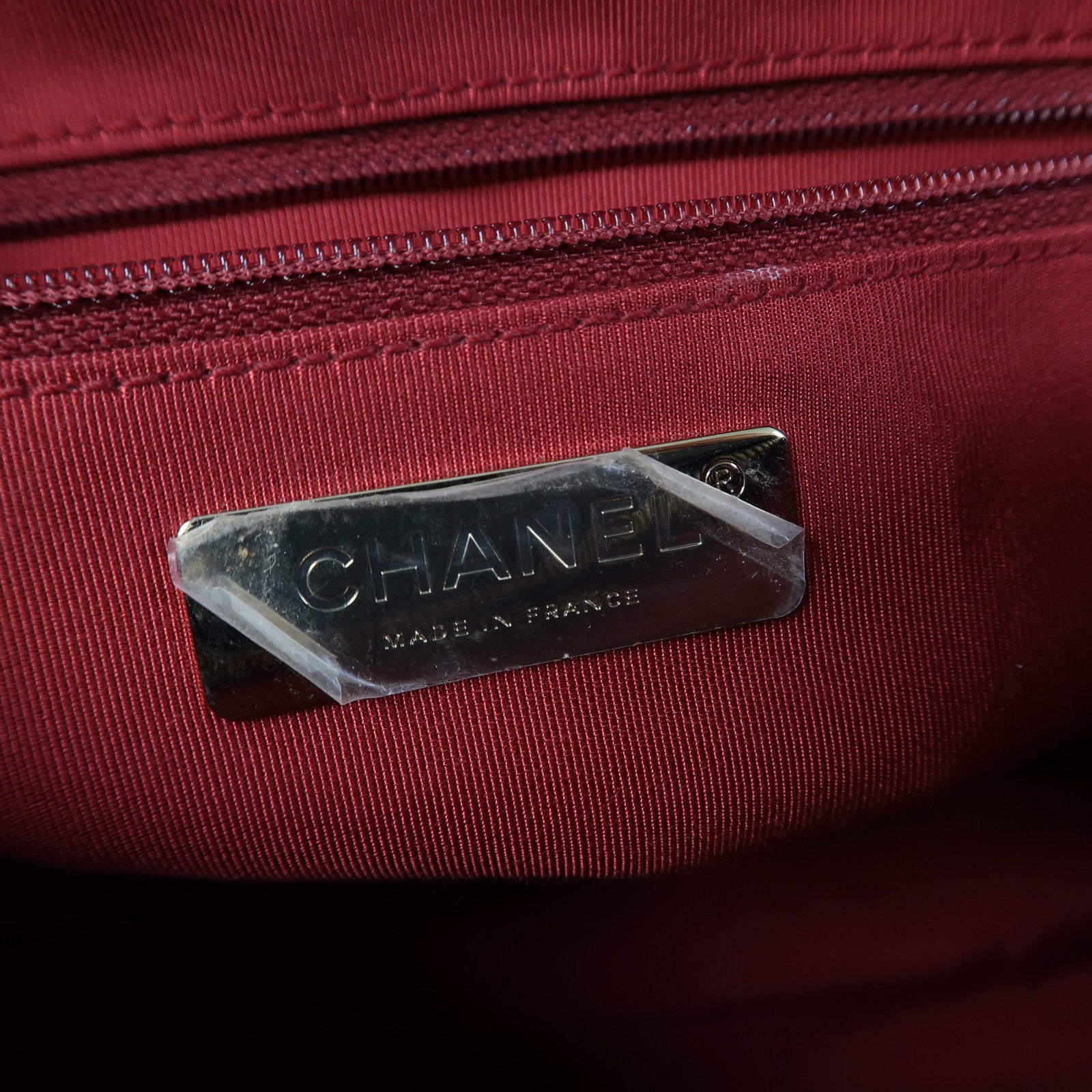 CHANEL 菱格牛皮皮革Chain Shoulder金扣鏈帶肩背袋黑色