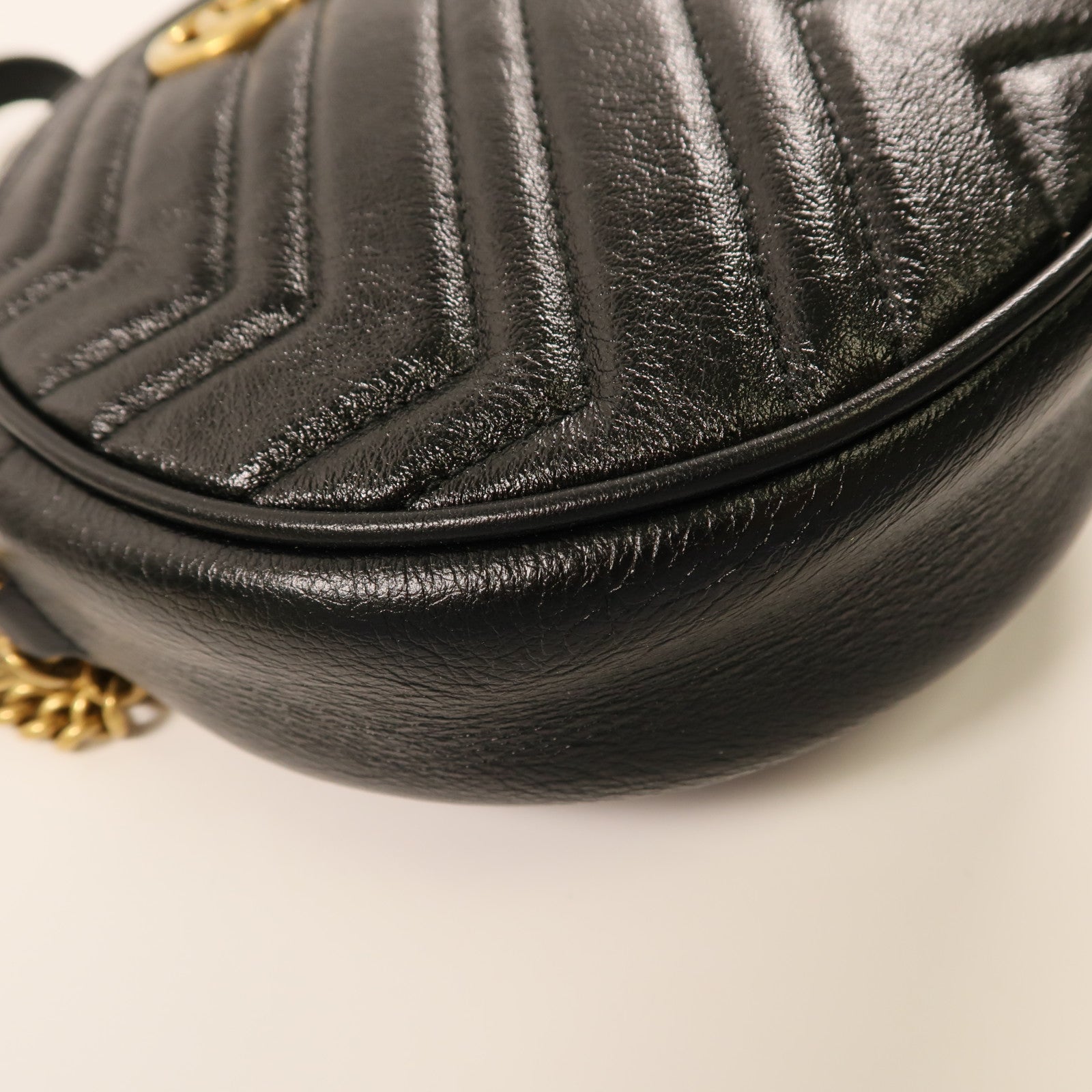 GUCCI GG GHW Marmont Shoulder Bag Calfskin Leather 550154 Black