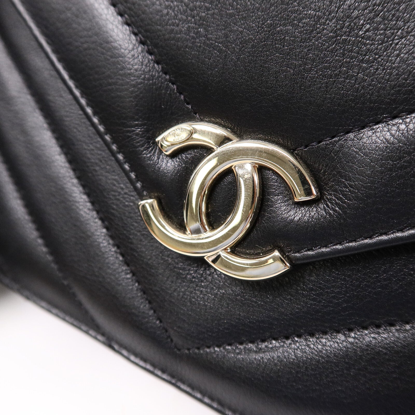 CHANEL 牛皮皮革Chain Shoulder Bag鏈帶肩背袋