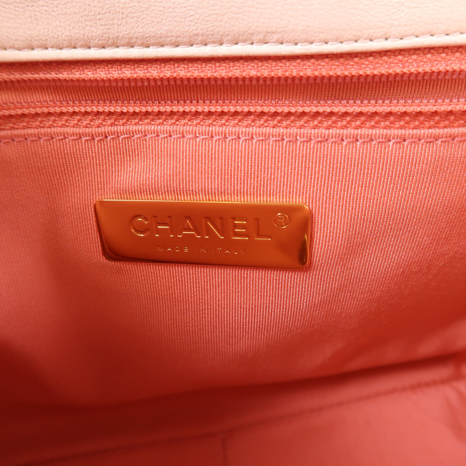 CHANEL 牛皮皮革C19 Small金扣手挽肩背兩用袋