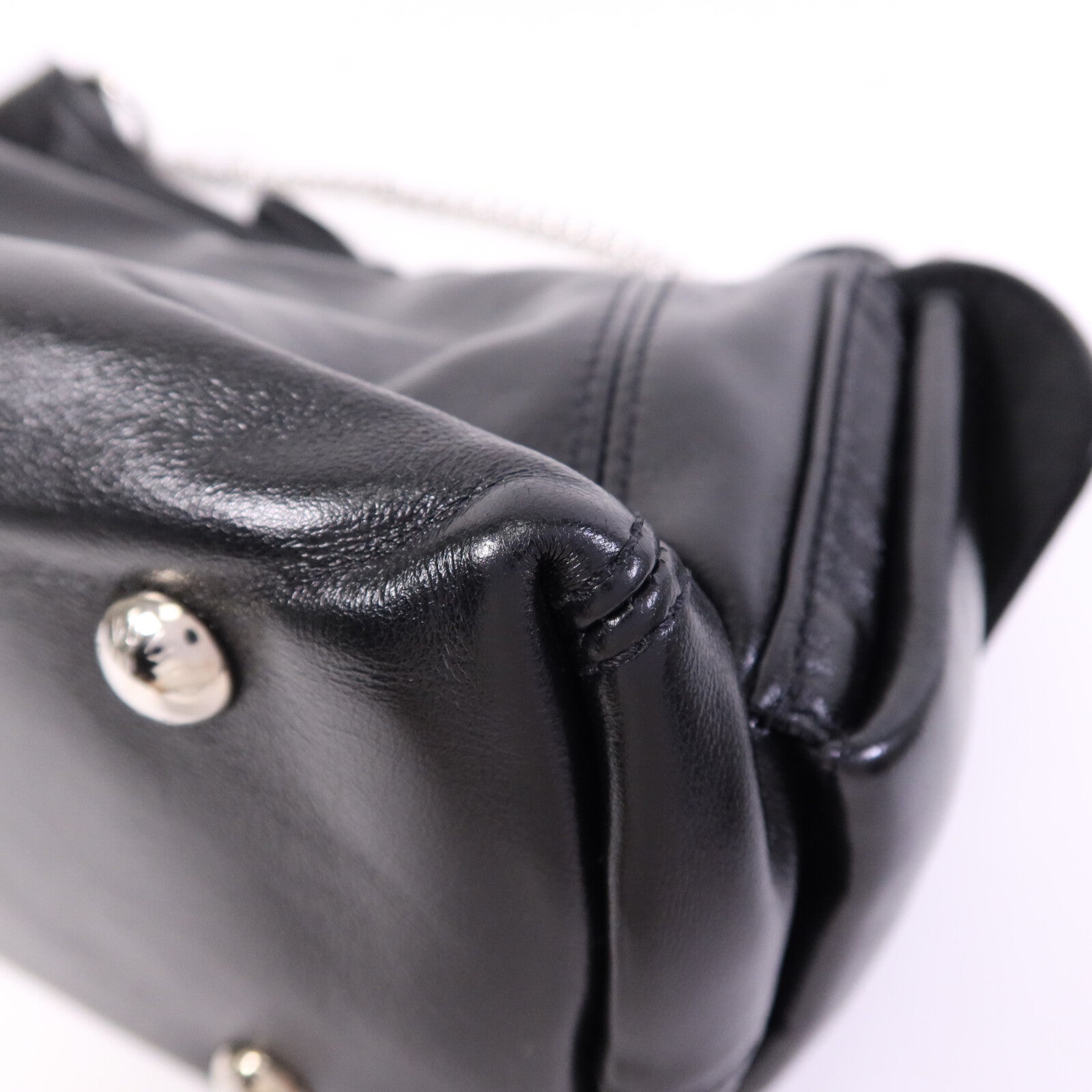 LOUIS VUITTON 羊皮皮革Carry All Vibe PM銀扣肩背袋