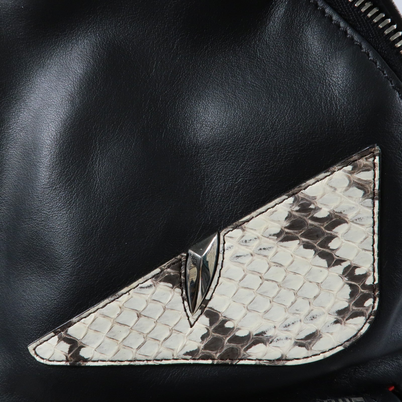 FENDI 牛皮皮革/鱷魚皮革Monster Backpack銀扣背包