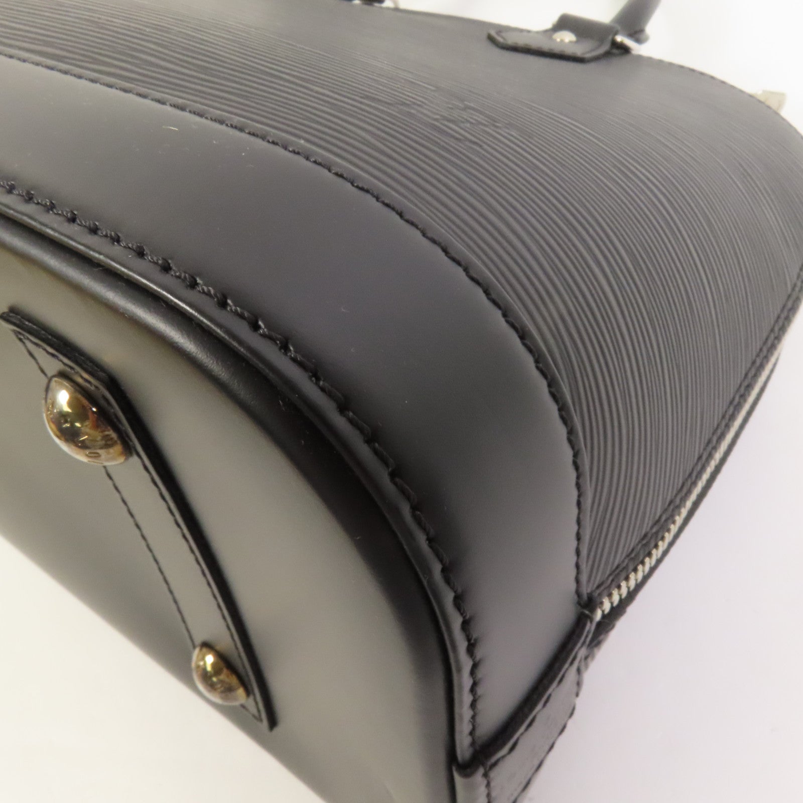 LOUIS VUITTON Epi Alma PM銀扣手挽袋