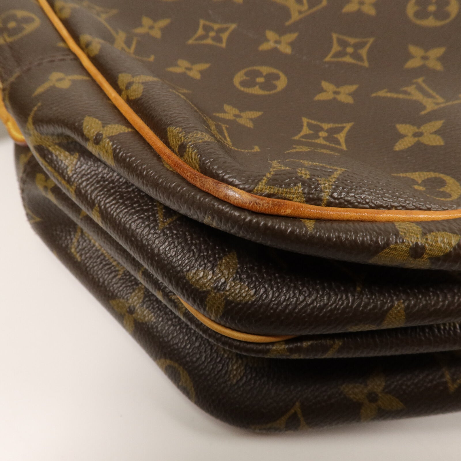 LOUIS VUITTON Monogram Reporter GM肩背袋