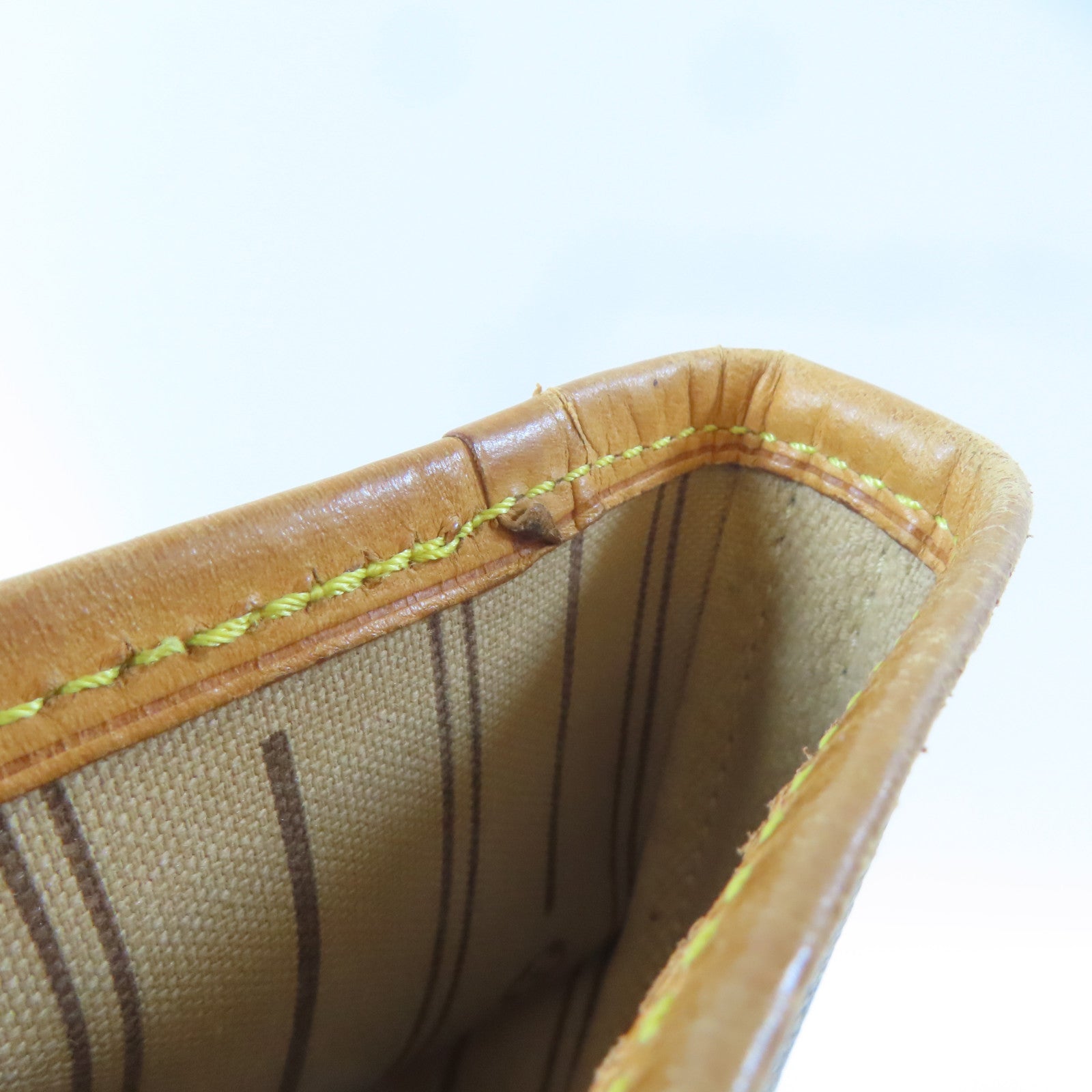 LOUIS VUITTON Monogram Neverfull MM金扣手挽袋啡色