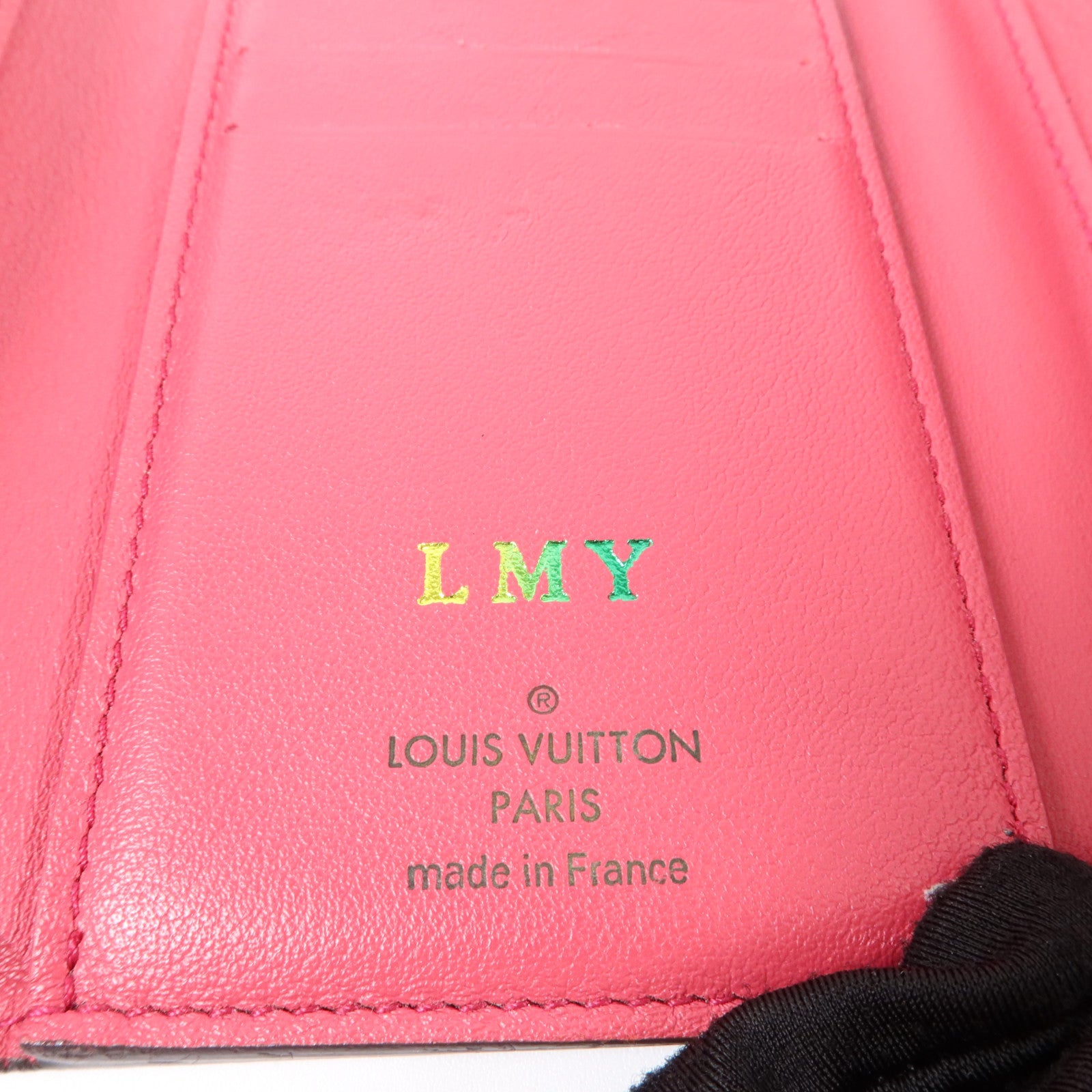 LOUIS VUITTON Taurillon Capucines Compact Wallet金扣錢包