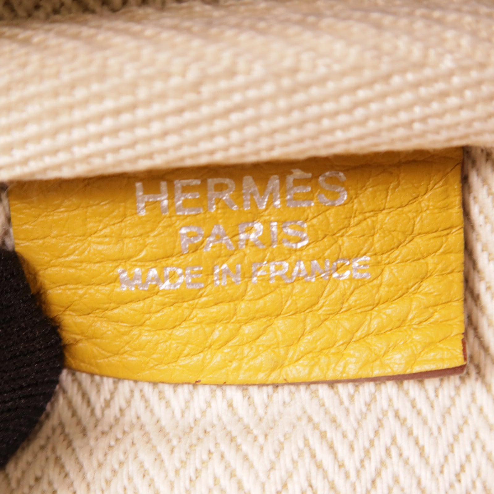 HERMES Clemence皮革Victoria 35銀扣肩背袋Curry黃色