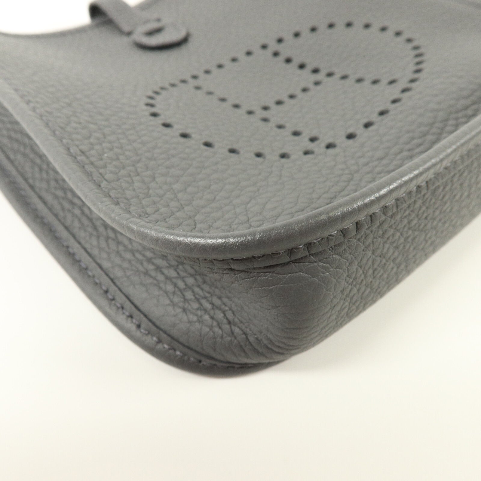 HERMES Clemence皮革Evelyne TPM肩背袋Gris Misty