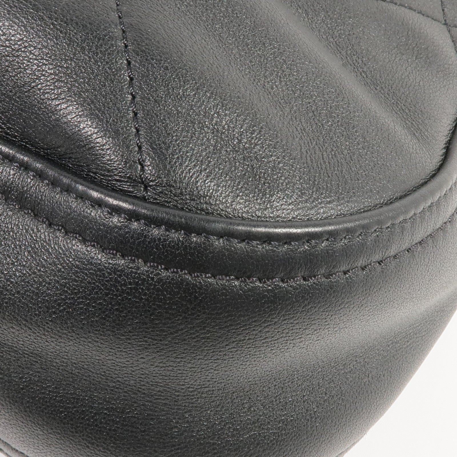 CHANEL 牛皮皮革Easy Mood Hobo Large金扣手挽肩背兩用袋