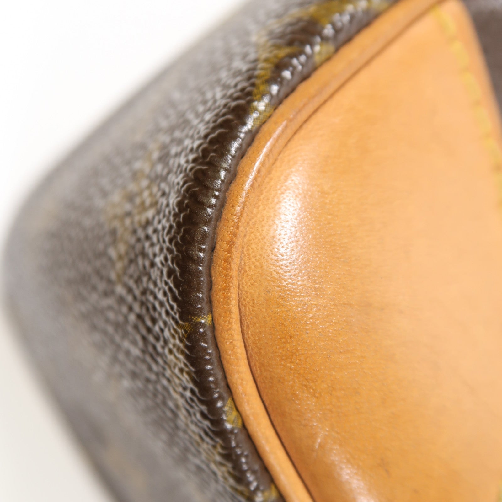 LOUIS VUITTON Monogram Nil金扣肩背袋啡色