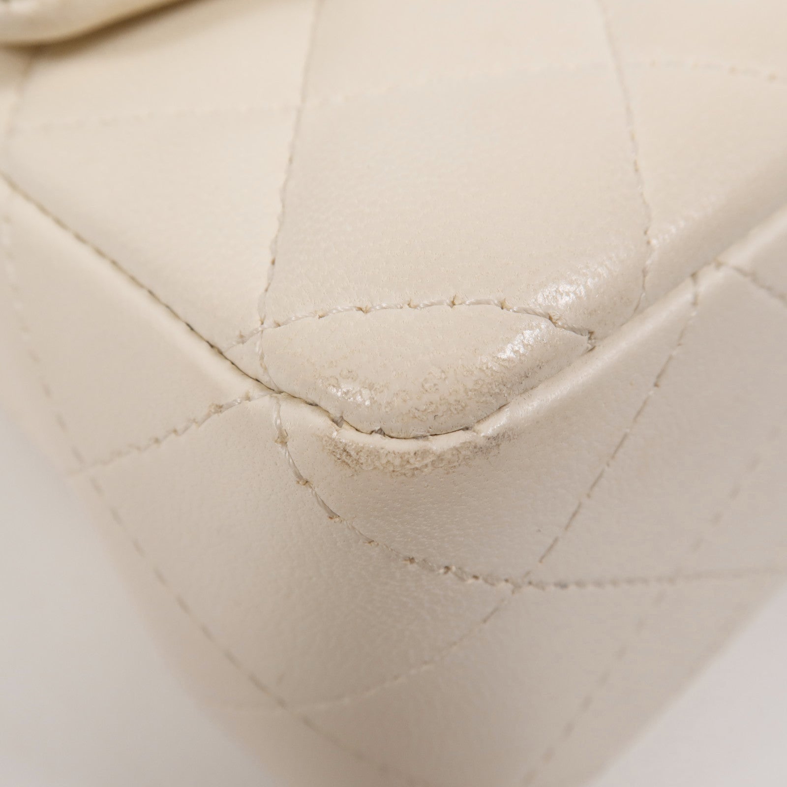 CHANEL 牛皮皮革Chain Shoulder金扣鏈帶肩背袋