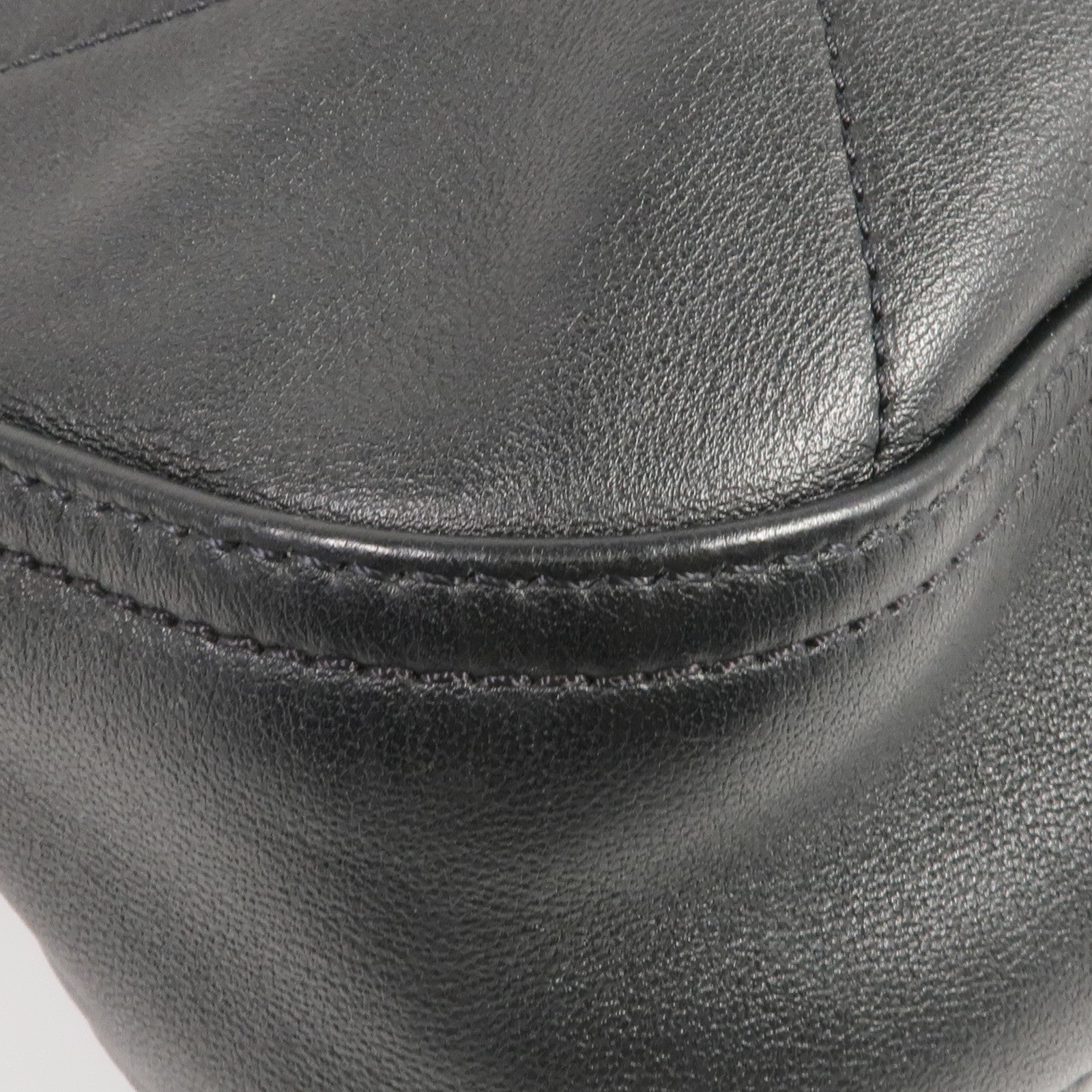CHANEL 牛皮皮革Easy Mood Hobo Large金扣手挽肩背兩用袋