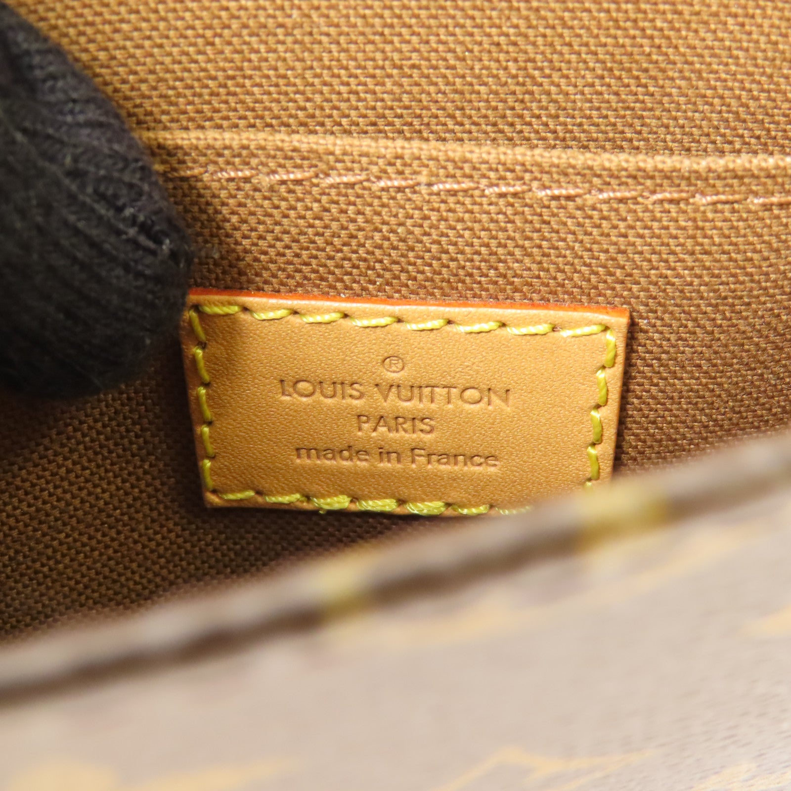 LOUIS VUITTON 【激減優惠】Monogram Petit Sac Plat金扣手挽肩背兩用袋
