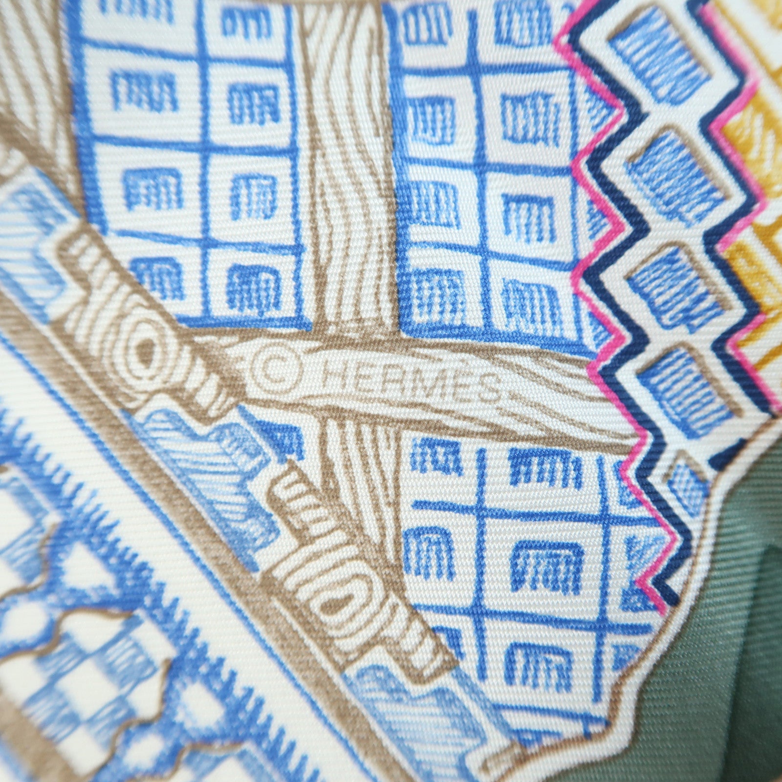 HERMES Scarf 90X90 Silk Multicolor