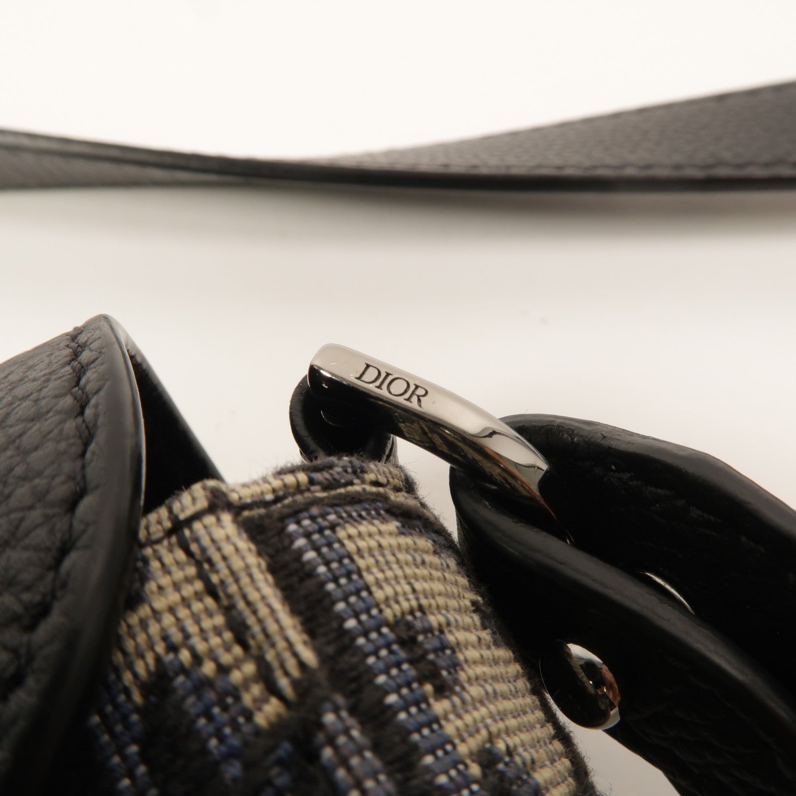Dior 帆布Mini Saddle Messenger肩背袋